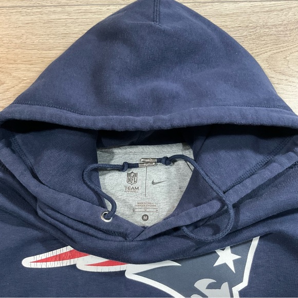 Navy Nike hoodie x  New England Patriots NFL Size Medium - Picture 3 of 4